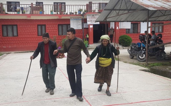 बैंक परिवर्तन हुँदा सामाजिक सुरक्षाभत्ता बुझ्न सास्ती    